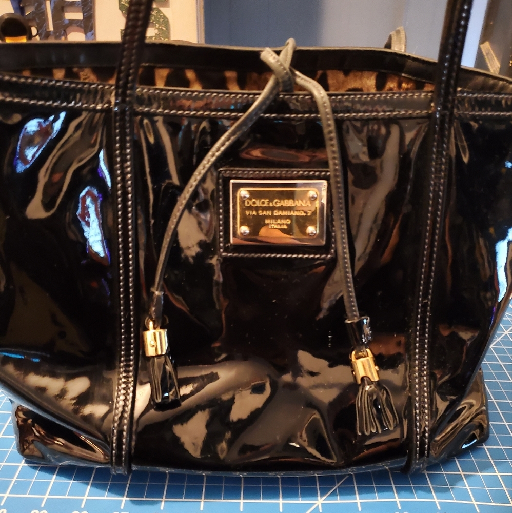 Dolce&Gabbana BB1564 Patent Leather Shoulder Bag - Picture 2 of 7